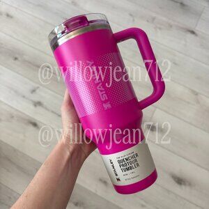 "Vivid Violet Fade" Stanley Protour Tumbler 40oz. Hot Pink Stanley